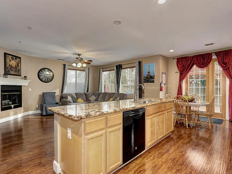 1817 Redondo Rd — Photo 5