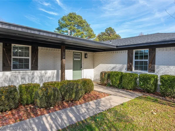 1205 Northview Dr, Van Buren, AR 72956