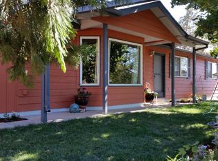 241 SE Hering Rd, Madras, OR 97741