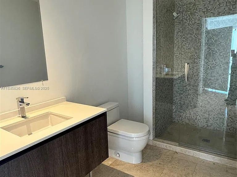88 SW 7th St #3012 — Photo 9