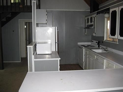 4th image of 23355 Tanager Dr
