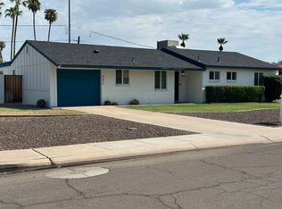 902 E Berridge Ln, Phoenix, AZ 85014