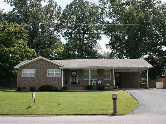 1st image of 1011 Sam Houston Dr