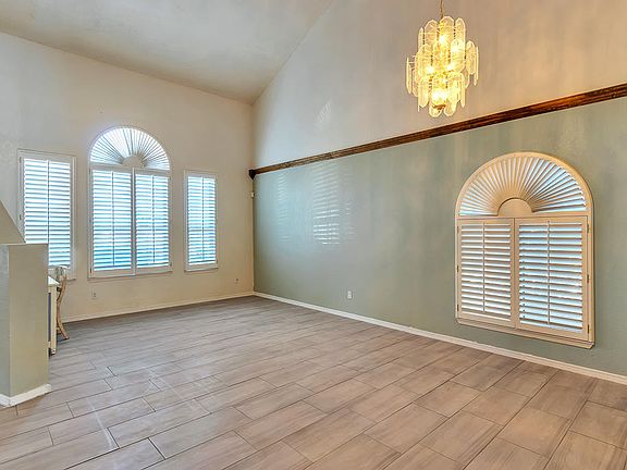 4th image of 7355 Luz De Villa Ct