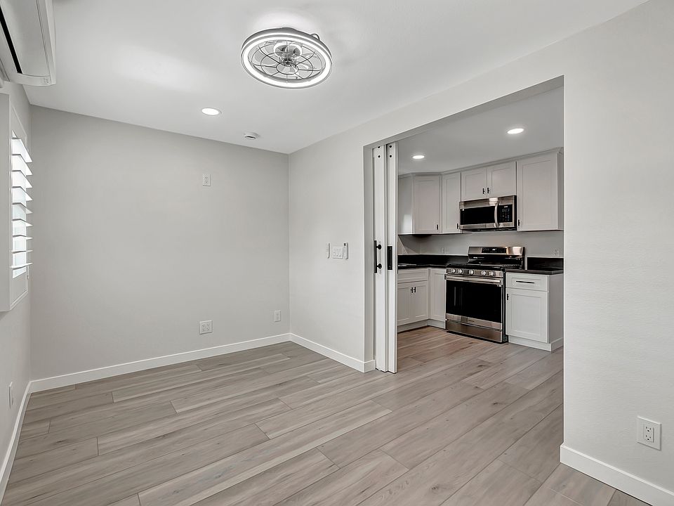 1st image of 431 E La Veta Ave