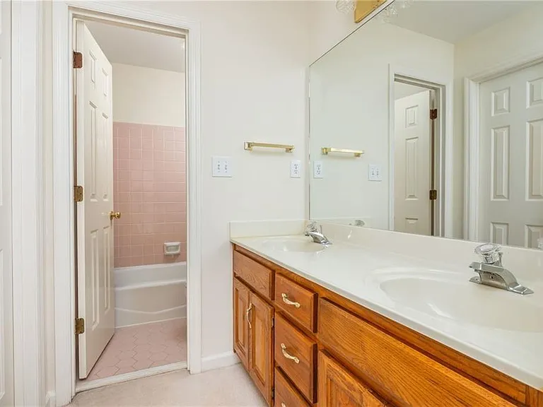 830 Cramac Dr — Photo 49