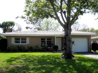 1929 Ridgewood Dr, Clearwater, FL 33763