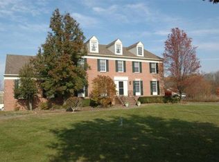 124 Paddock Dr, Columbus, NJ 08022