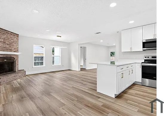 501 McCurdy St — Photo 5