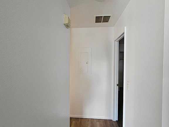 4th image of 1412 10th St APT 7
