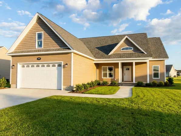 1904 Ridenour Court, Farmville, NC 27828