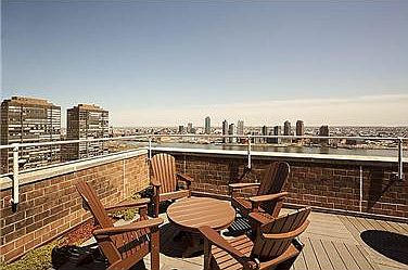 5th image of 333 E 45th St APT 14F