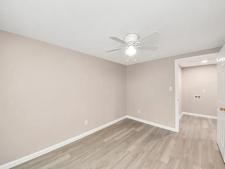 17111 River Rd #B — Photo 11
