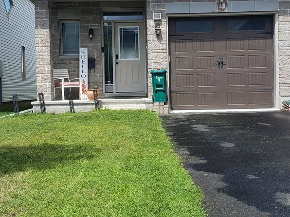 440 Barrick Hill Rd, Ottawa, ON K2M 0H7