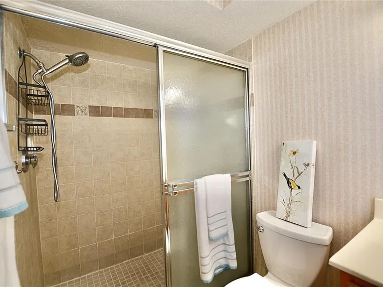 6150 Gulfport Blvd S — Photo 27