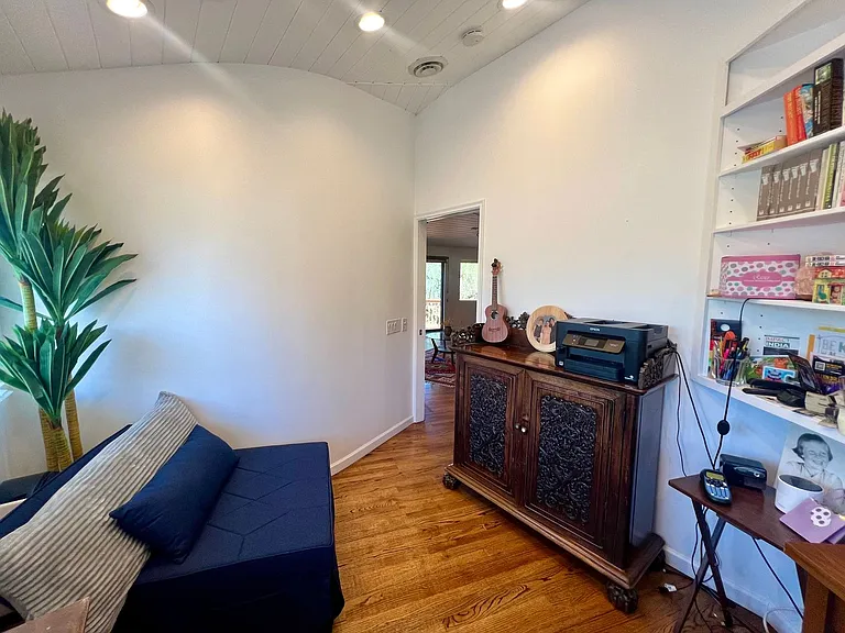 335 Foothills South Dr — Photo 46