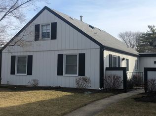 7 Garden Dr, Montgomery, IL