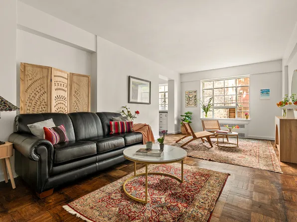 57 Montague Street image 1 of 7