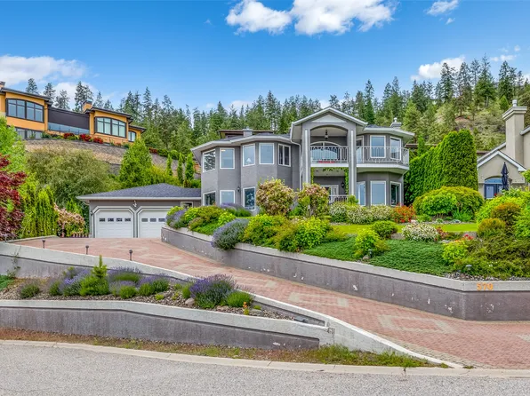 570 Casa Grande Dr, West Kelowna, BC V1Z 3M4
