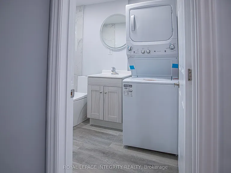 345 Richelieu Ave — Photo 9