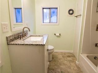 418 Elk Ave W, Clendenin, WV 25045