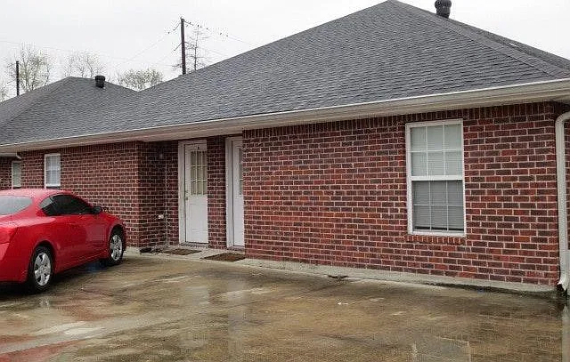 358 Monarch Dr — Photo 1