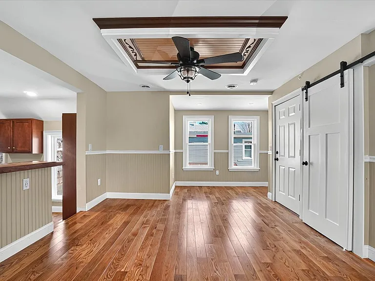 3 Waterbury St #2 — Photo 4