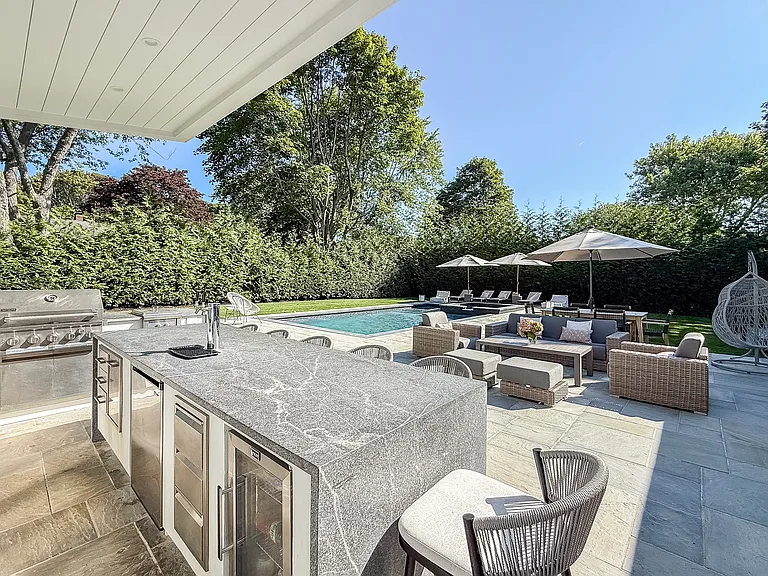 121 Ponquogue Ave #C — Photo 22