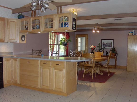kitchen to dining