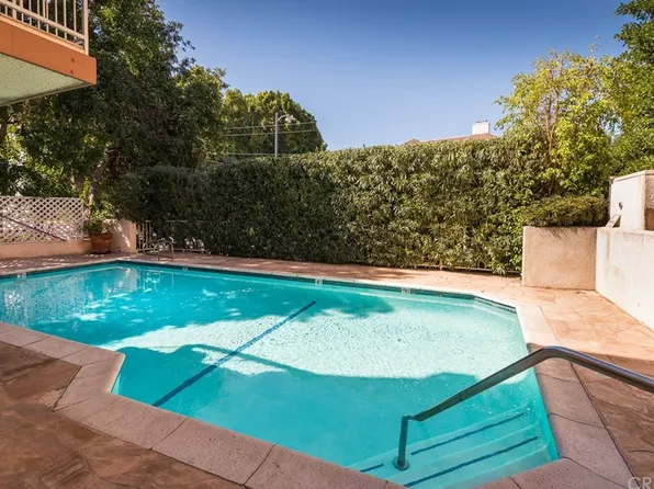 4542 Willis Ave Unit 302, Sherman Oaks, CA 91403