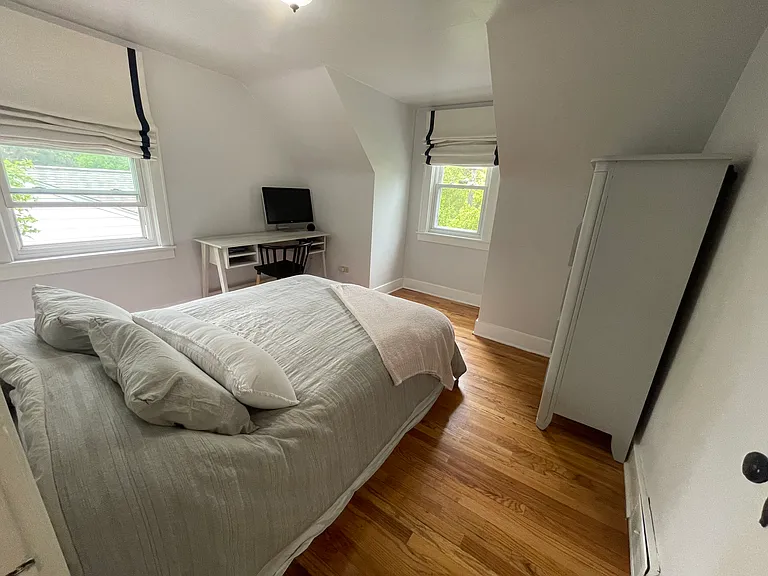 2528 Jefferson Ave — Photo 15