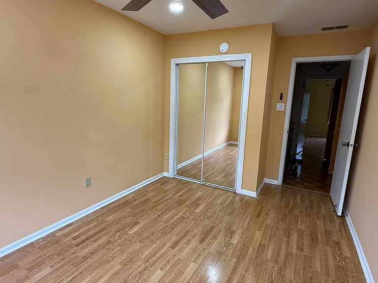 155 Liberty Dr — Photo 18