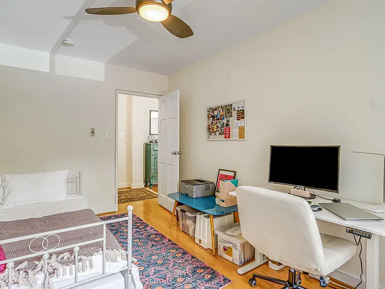 4100 W St NW #209 — Photo 4