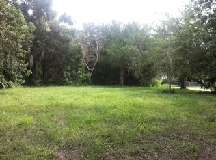 119 N Gaines St, Oak Hill, FL 32759