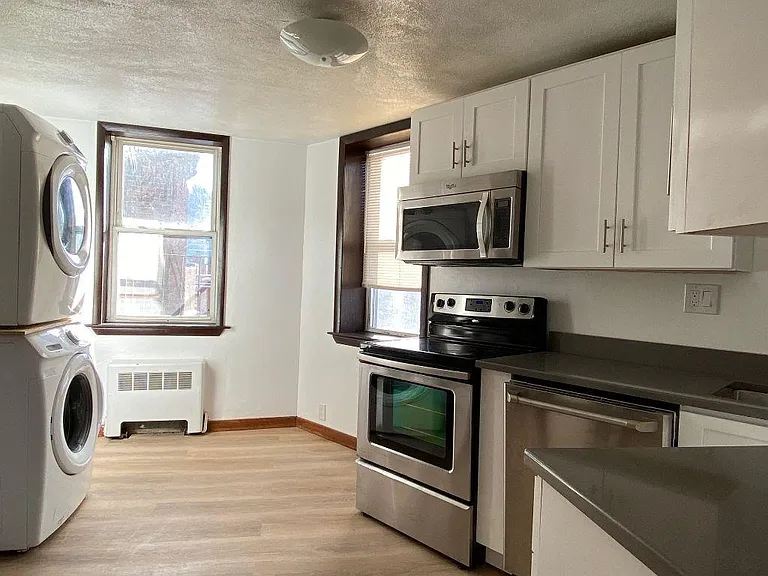 40 Sheafe St #5 — Photo 2