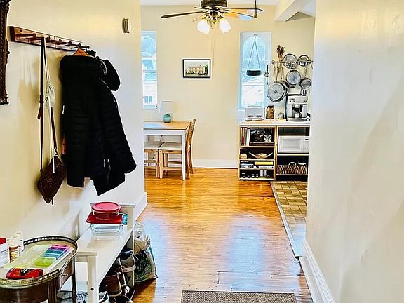5th image of 38 Cottage Pl #3