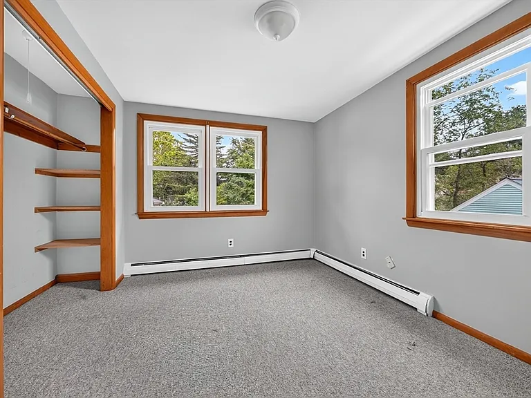 27-29 Normandy Ave #2 — Photo 8