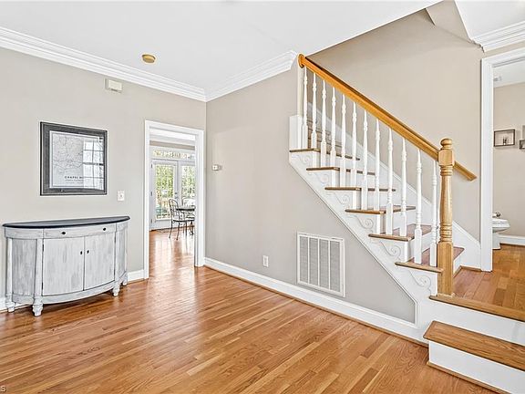4th image of 6501 Barwick Ct