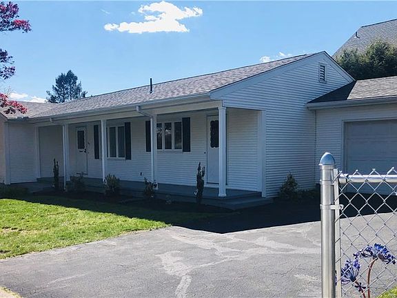 2nd image of 160 Hilary Dr