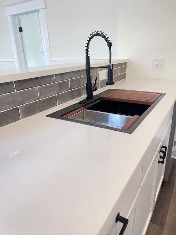 Apartment in Saint Joseph - View 4