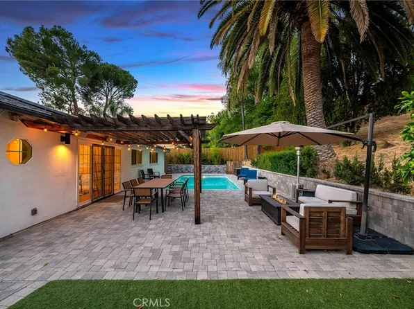 7112 Darnoch Way, West Hills, CA 91307