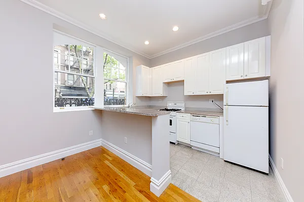 Rented by Douglas Elliman | media 45