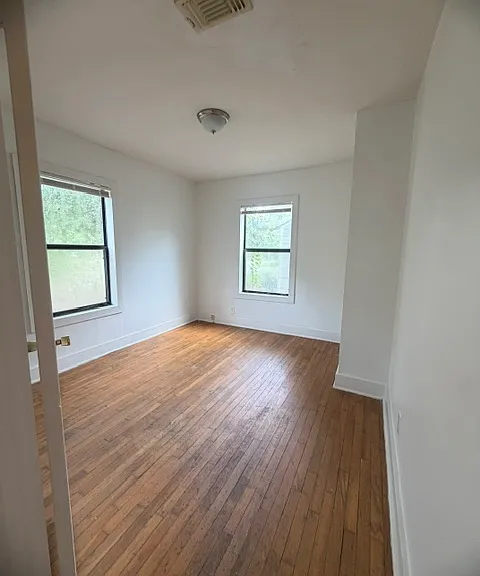 2330 6th Ave — Photo 6