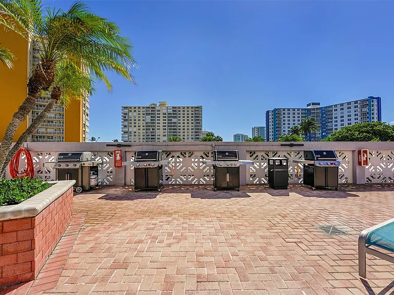 405 N Ocean Blvd #306 — Photo 45