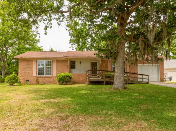 104 Belmont Ct, Ladson, SC 29456