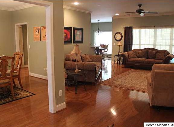 2nd image of 137 Blackstone Ct