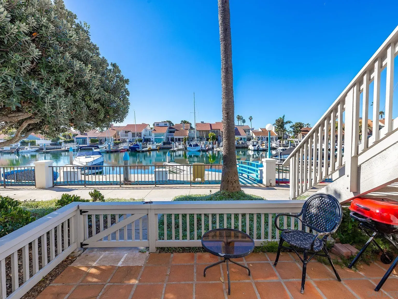 2 bed, 2.0 bath, 1603 sqft, $5,300 — Photo 3