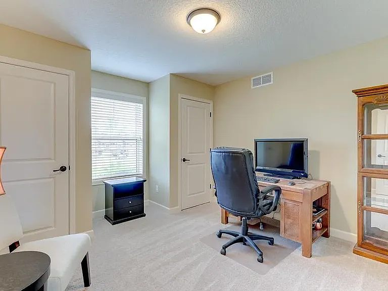 3430 Chestnut Ln — Photo 22