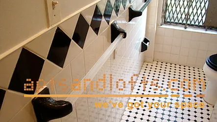 Rented by aptsandlofts.com