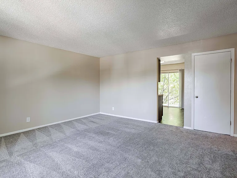 Broadmoor Ridge — Photo 20